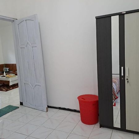 Indo Homestay Malang Extérieur photo