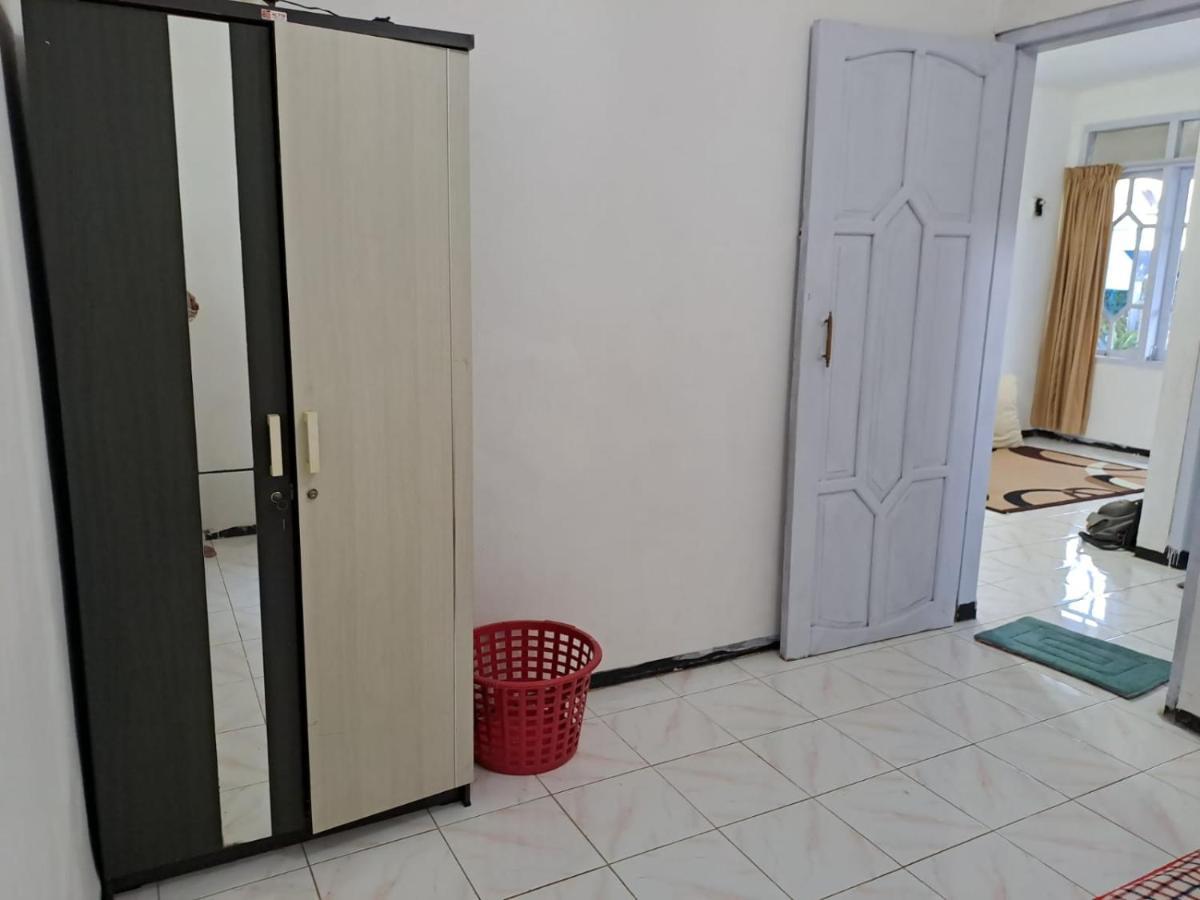 Indo Homestay Malang Extérieur photo