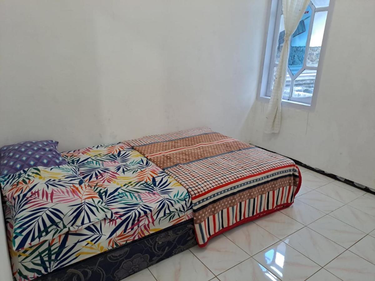 Indo Homestay Malang Extérieur photo